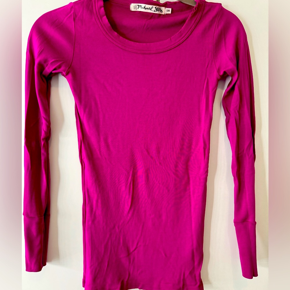 Michael Stars Tee in Fuschia